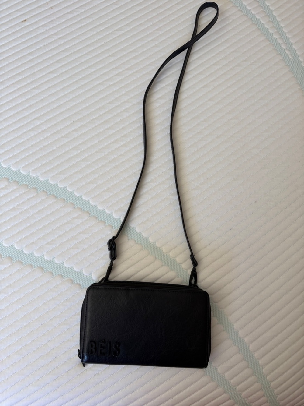 BEIS Black Leather Crossbody Wallet